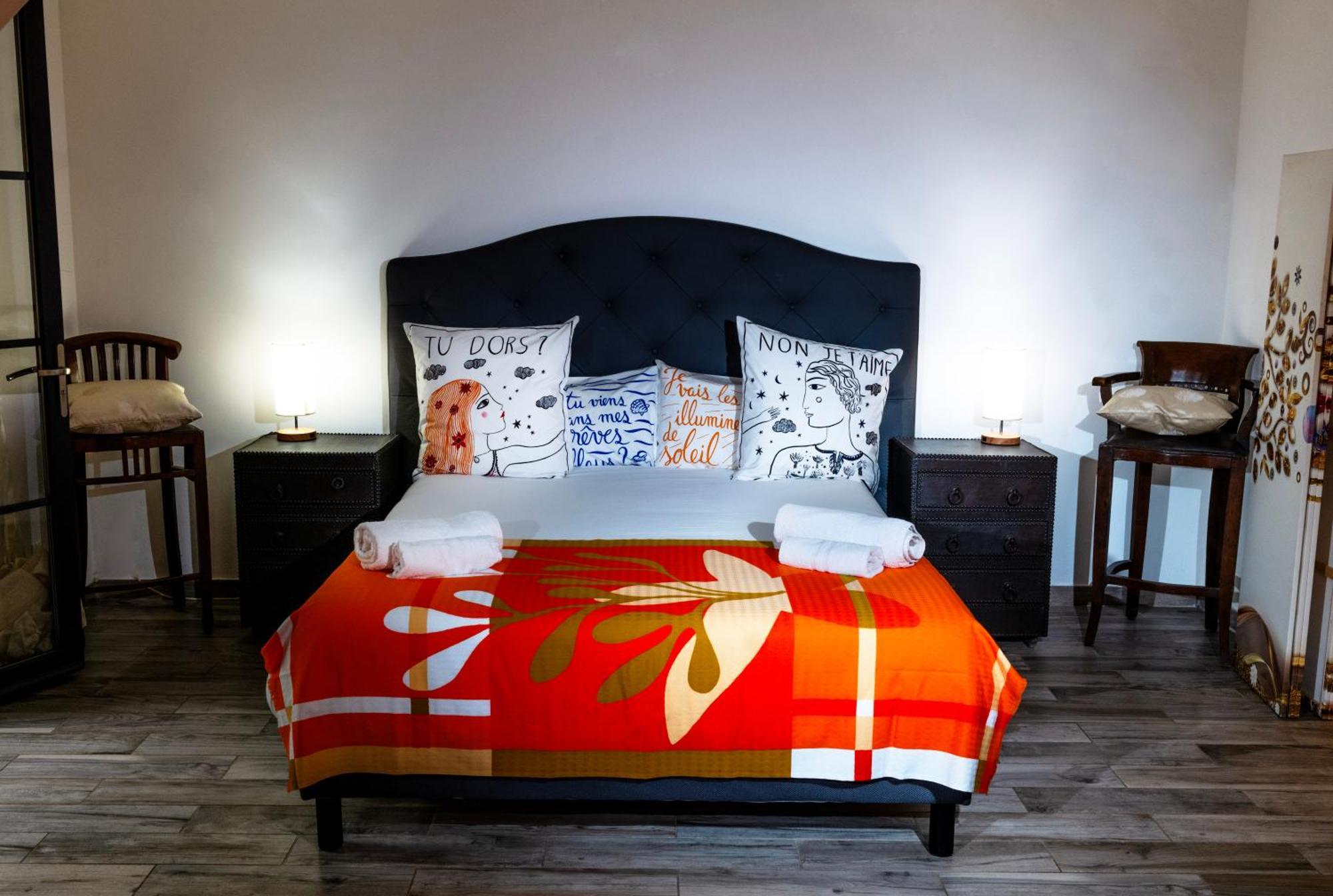 Les Canoubiers Luxe Et Serenite Au Coeur De Saint-Tropez Suites Spacieuses Avec Jardin Enchanteur Номер фото